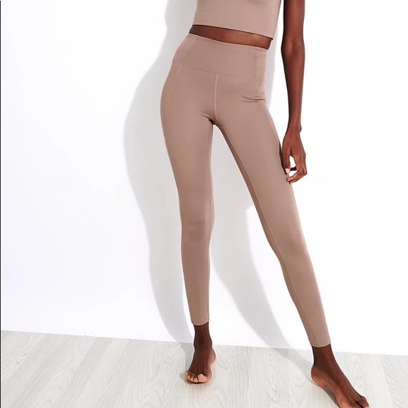 Girlfriend Collective summer high rise cropped compression leggings Quartz - Picture 5 of 13